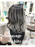 ホワイトグレーバレイヤージュ☆