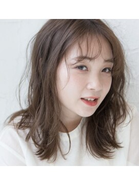 エティカ(Atika) ナチュラル