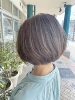 サンク ドリームプラザ店(CINQ)&nbsp;【育てるカラー】表面ハイライトカラー＋ショートボブ