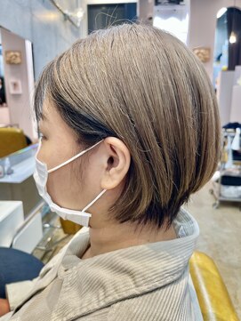 ココ 西葛西南口店(COコ) 逆インナーカラーで個性派オシャレ！西葛西