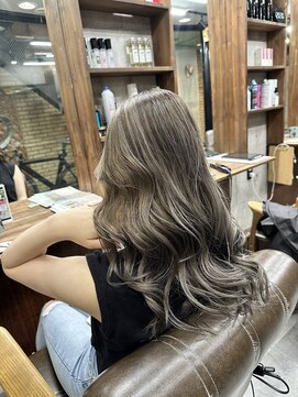 ラフ(LAFF) #ショコラアッシュ#ヘルシースタイル#ふんわりカール