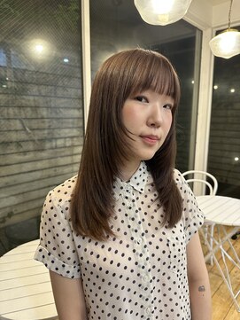 ガーランド (Garland) 柔らかベージュカラー