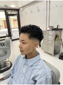 オールバックパーマ　スキンフェード