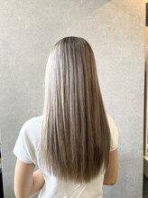 全国でも有数の技術！最新鋭「エフェクトブリーチ」採用であなたの髪の可能性を広げます