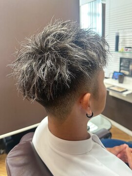 ルシードスタイルバレッタ フォーメン(LUCIDO STYLE BARRETTA for men) ツイストパーマ&ホワイトハイライト