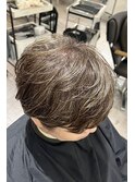 白髪ぼかしで柔らかショートに！