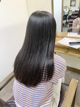 ガルボ ヘアー(garbo hair) オトナ女子 10代 20代 髪質改善 艶カラー 艶髪 コリアンブラック