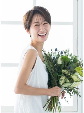 ダーディヘアナチュラル 髪・頭皮改善４０代、５０代、６０代ボリュームアップショート