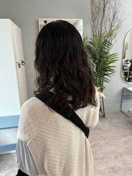 プラム(plum.) レイヤーミディアムパーマ