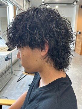 フゥ 宇都宮(FeU) 栃木メンズパーマメンズカットセンターパートメンズマッシュ緩め