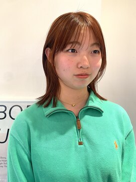 シータ(sheta) 外ハネレイヤーボブ