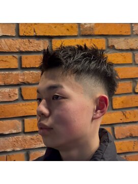 ドゥーエン 京橋店(DoEN) 【メンズショートスタイル×スキンフェード】