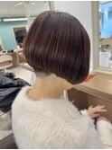 刈り上げ前下がりボブ