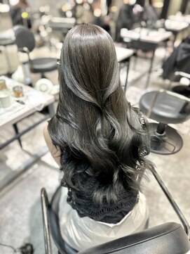 アクション 心斎橋店(ACTION) 20代30代レイヤーカット 透明感カラーオリーブグレージュ