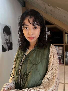 エイミー(amy.) ハッシュカット/パーマ/外ハネボブ/ワイドバング/オン眉