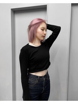 ヴァーディ オモテサンドウ(Vardy omotesando) white pink/ホワイトピンク ハイトーンボブ