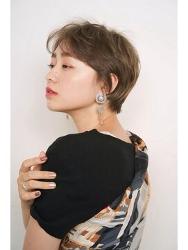 ビュートリアム 鎌倉小町(BEAUTRIUM) ニュアンスマッシュショート