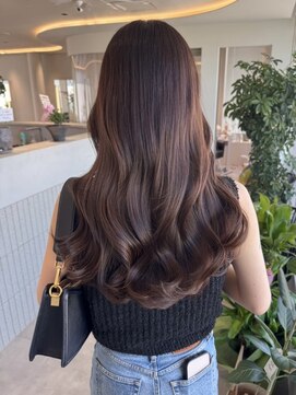 ビビバイベル(BiVi by BHEL) 桑名ロング顔周りレイヤーカットハッシュカット透明感カラー学割