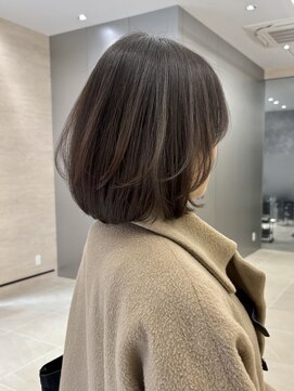 横浜髪質改善ミディアム内巻きワンカールレイヤーハッシュボブ