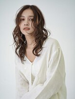 コモレビ(komorebi) 【山本智文】デザインパーマレイヤーカットハイライト