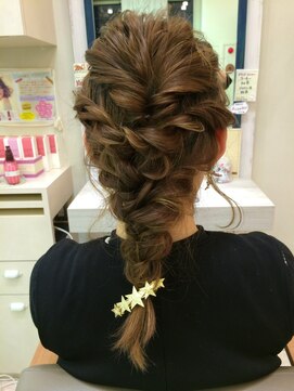 ヴィサージュファイン(VISAGE fine) くるりんツイストプリンセスアレンジ