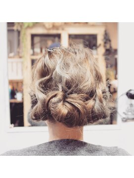 キミ(kimi) 【kimi】1920年代風アンティークウェーブヘアアレンジ