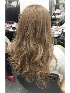 アンククロス 表参道(ANKH CROSS) ミルクティーベージュ