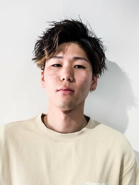 フジヤマ バーバー ショップ(FUJIYAMA BARBER SHOP) オールバックツイストパーマ七三コンマヘア