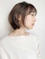 イズ(iss)&nbsp;ナチュラルボブ　前髪あり　ベージュカラー