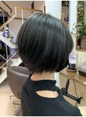 《見附　今町》クール女子☆ダークグレー×ショートボブ　