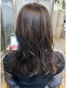 アリスバイアフロート 自由が丘(ALICe by AFLOAT) 綺麗ウルフカット