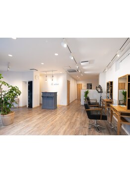 沢山の大人女性の悩みを解決してきたスタイリストが、一人ひとりに寄り添う”大人女性の為の本命サロン”