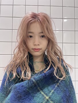 シイ(SIE) ホワイトピンクベージュ