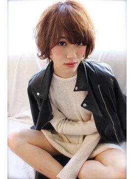 バルバオ サロンドベレーザ 大須(BALBAO salon de belleza) 【BALBAO大須】流し前髪ショートマッシュ