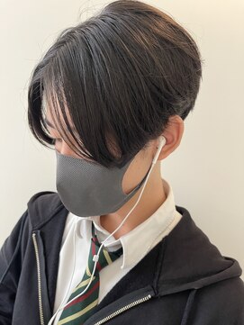 オンド(onde) 黒髪センターツーブロック