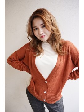 ブゾン(buZon) 【buZonブゾン】レイヤー大きめウェーブ×イエローベージュ