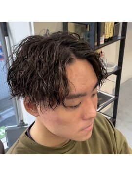 バース バイ ハピネス(BIRTH by happiness) ツイストスパイラルセンターパート