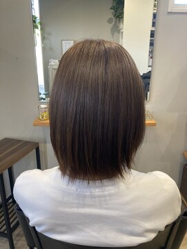 パインツリー(pine tree) ミディアム