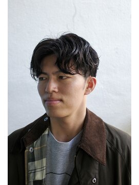 スレイ 西宮(SLAY) 波巻きハイライトアップバングツーブロックマッシュ