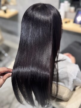 シンカ(shinka) 【20代】/髪質改善/縮毛矯正/表参道/ブリーチ縮毛矯正