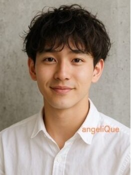 髪質を活かし変える！癖毛メンズも曲がる縮毛矯正でスタイルチェンジ