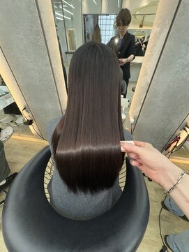 ロンドシエル 横浜(Lond ciel) オリーブグレー/韓国風巻き/レイヤーカット/髪質改善/縮毛矯正