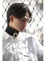ブラック(BLACK)&nbsp;フリットパート/Men'sHair/リバースセンターパート/表参道