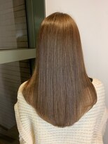カミエ(kamie) ツヤ感たっぷりのセミロングブラウン
