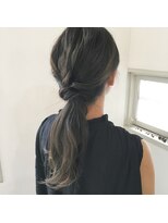 フォーク(FOLK)&nbsp;ゆるローポニーテール