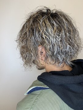 ヘアーサロン イバ(IBA) メンズパーマ デザインカラー