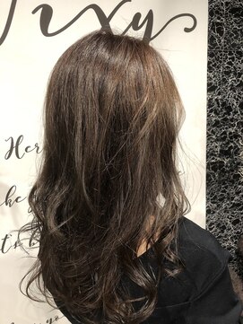 ウィクシー(wixy) モノトーンブラウン