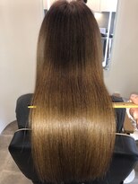 アールサロン アオヤマ(Rr SALON AOYAMA)&nbsp;プラチナミネコラストレート