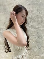 カリーナコークス 原宿 渋谷(Carina COKETH)&nbsp;レイヤーカットインナーカラー、ダブルカラー、ケアブリーチ