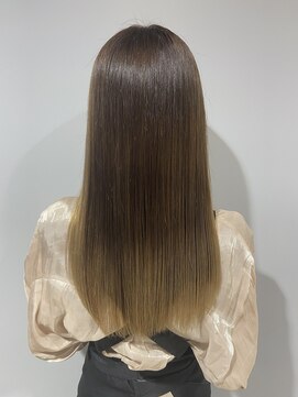 ネオリーブエクラ 上野御徒町店(Neolive eclat) バレイヤージュ艶ストレートグラデーションカラー[上野御徒町]